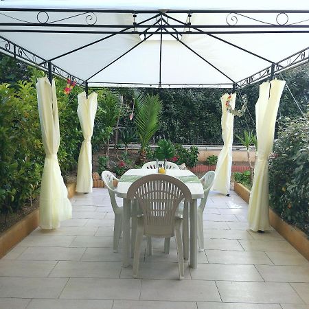 Valevalehome - Home Gallery With Fully Equipped Kitchen, Reserved Parking, Big Garden オルビア エクステリア 写真